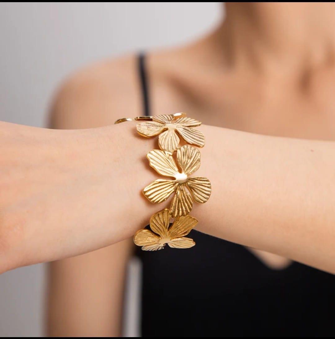 18K Gold-Plated Floral Open Cuff Bracelet