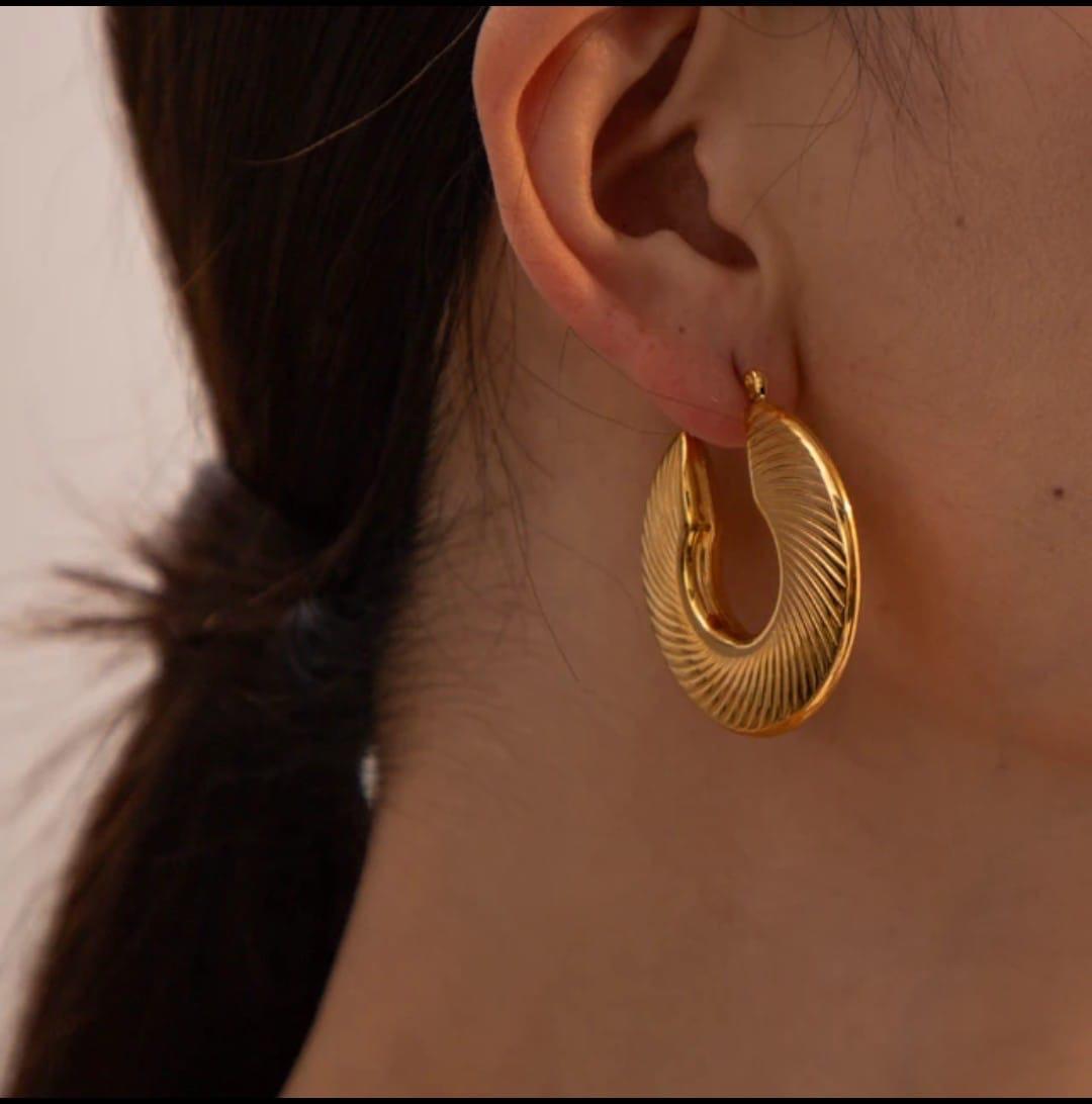 18K Gold-Plated Sculpted Swirl Hoop Earrings