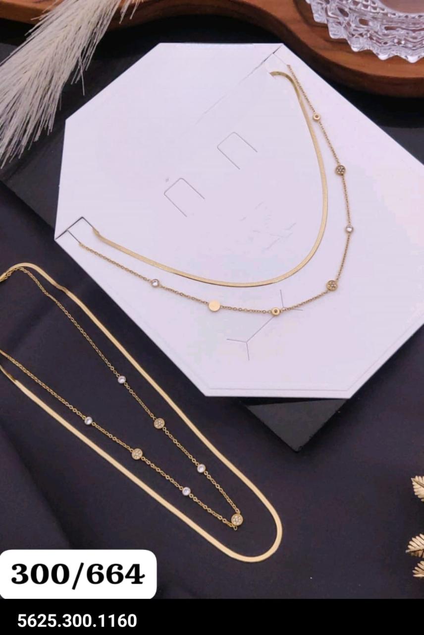 Minimalist Luxe 18K Gold-Plated Layered Necklace